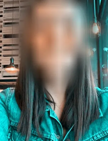 Demi, 24