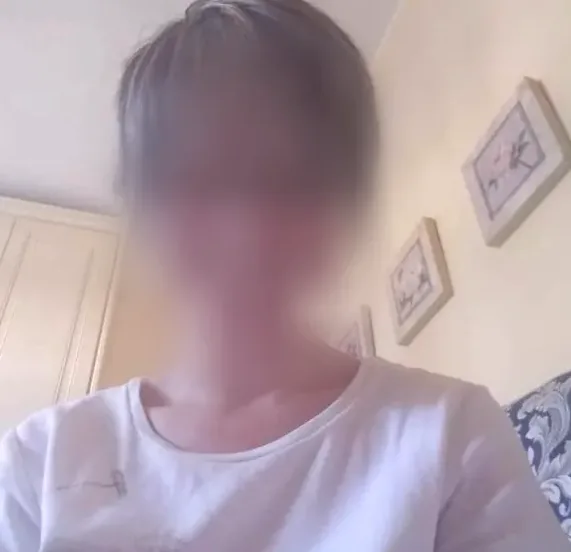 Emma, 34