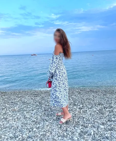Karin, 39