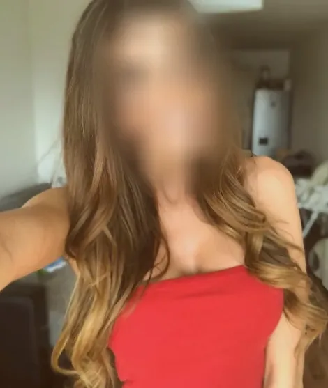 Manon, 35