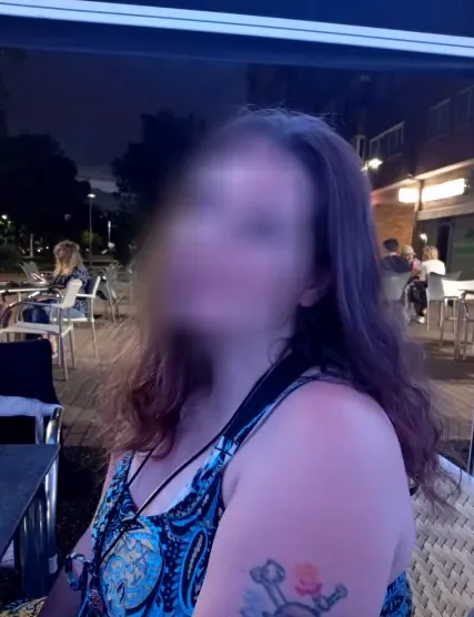 Merel, 34